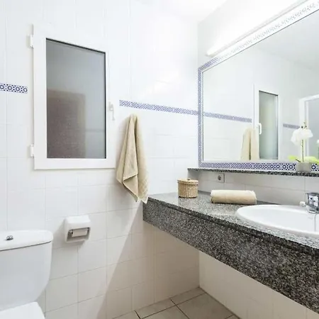 Cap D'artrutx Sleeps 6 Pool Air Con Wifi *